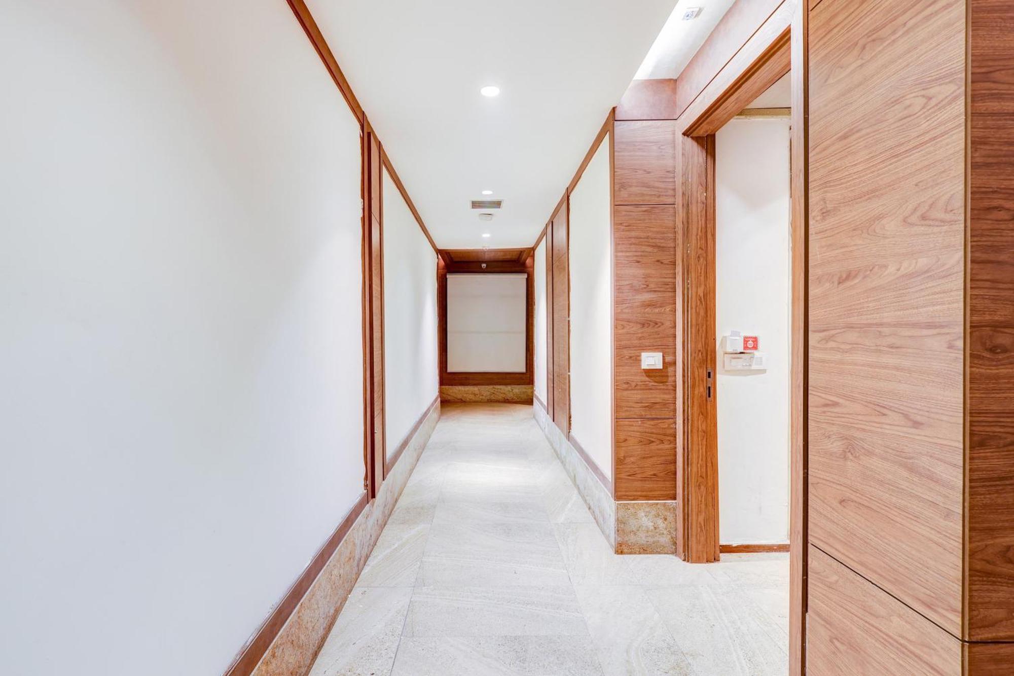 Super Townhouse Chhatarpur Near Metro Park New Delhi Buitenkant foto